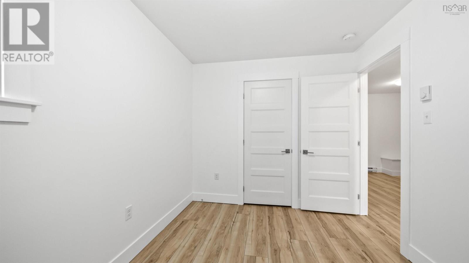 226 Mica Crescent - Image 32