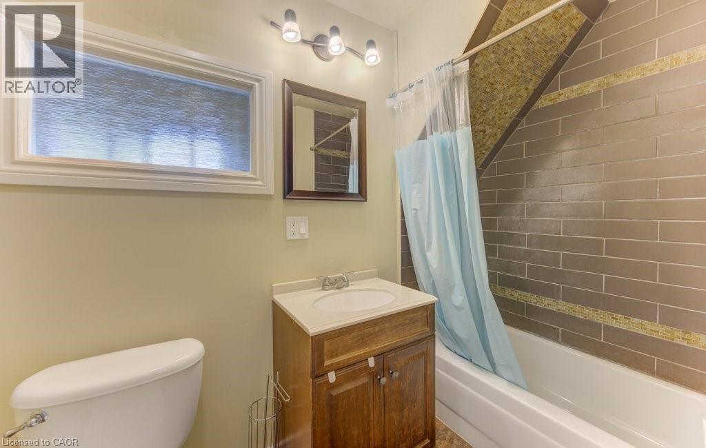 271 LONDON Road W - 23