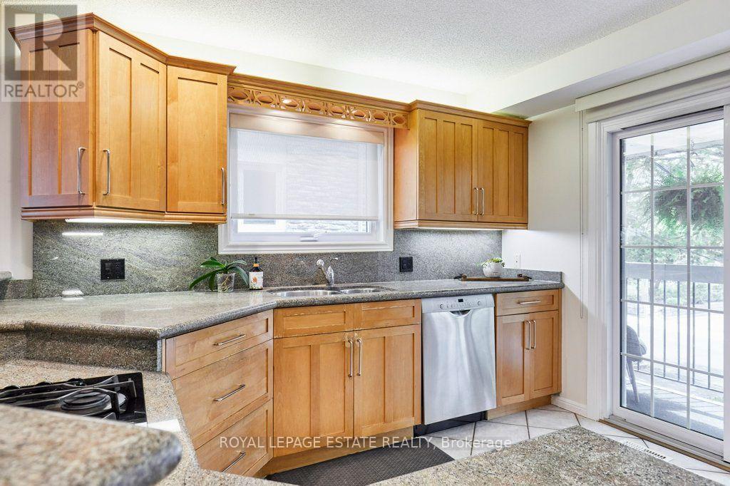 20 PINE AVENUE - 16