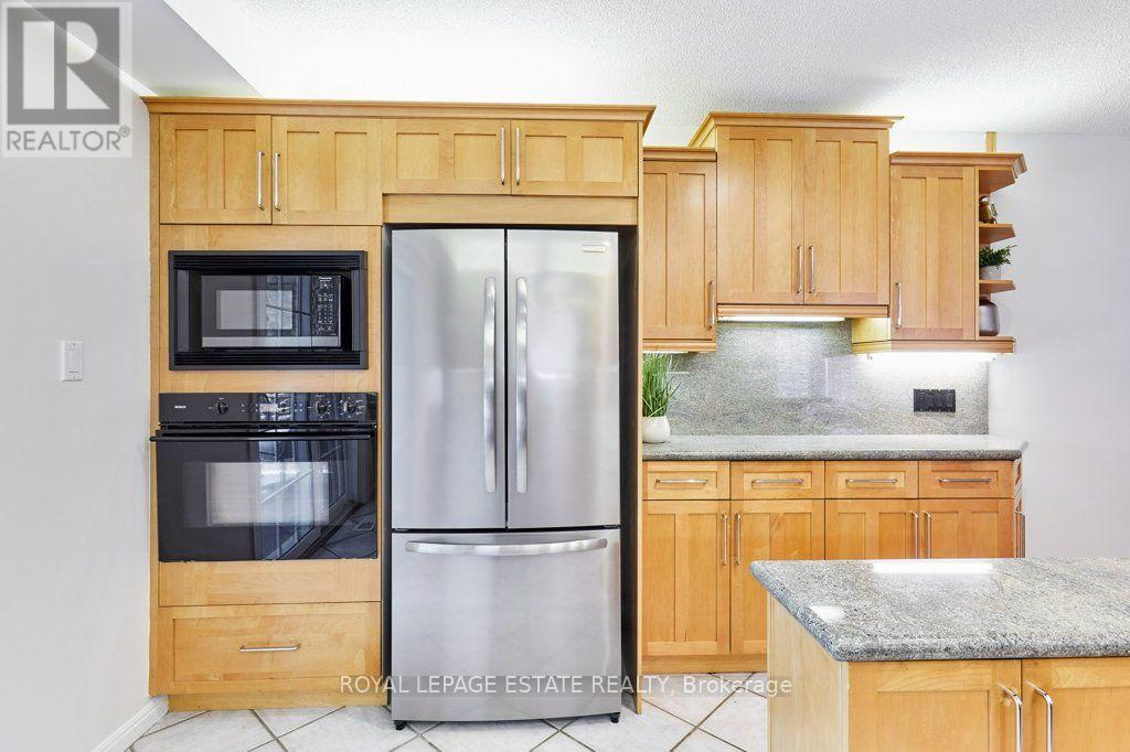 20 PINE AVENUE - 18