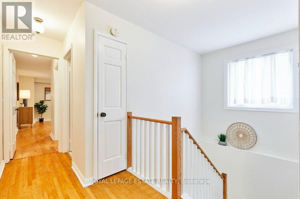 20 PINE AVENUE - 26