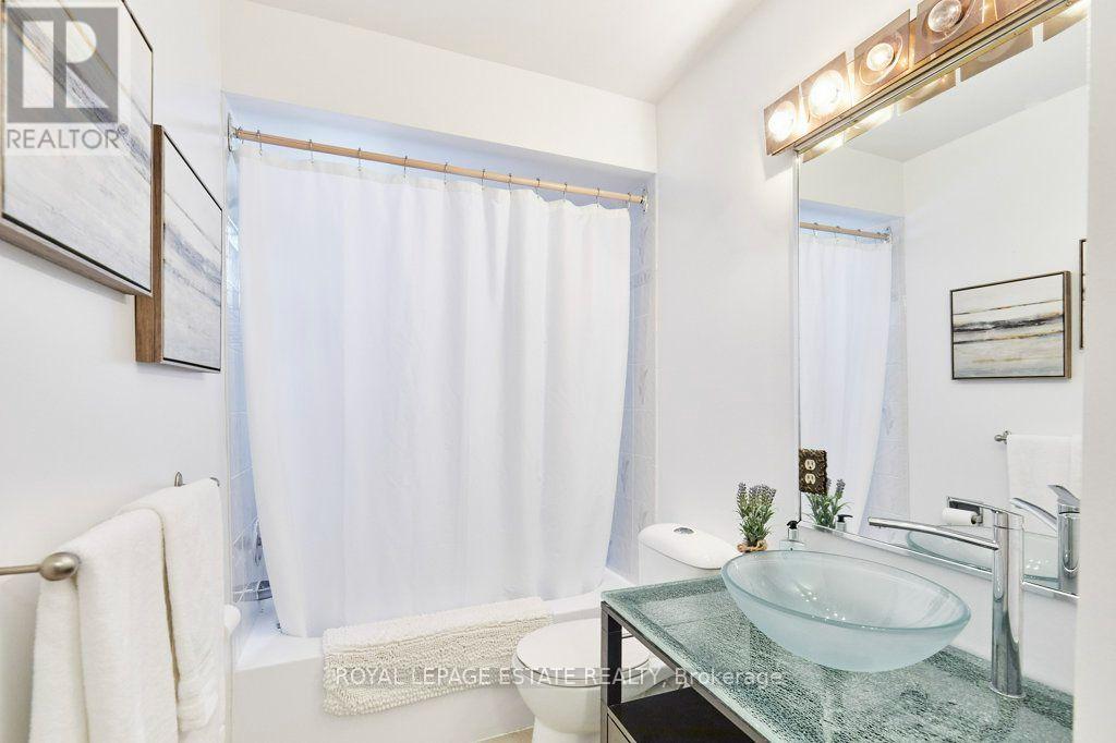 20 PINE AVENUE - 39