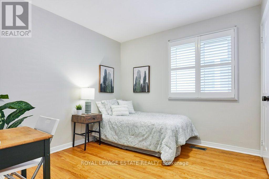 20 PINE AVENUE - 36