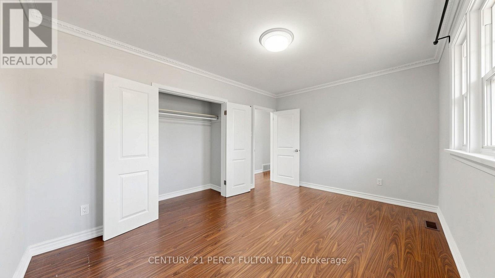 126 SHERWOOD FOREST DRIVE - 24