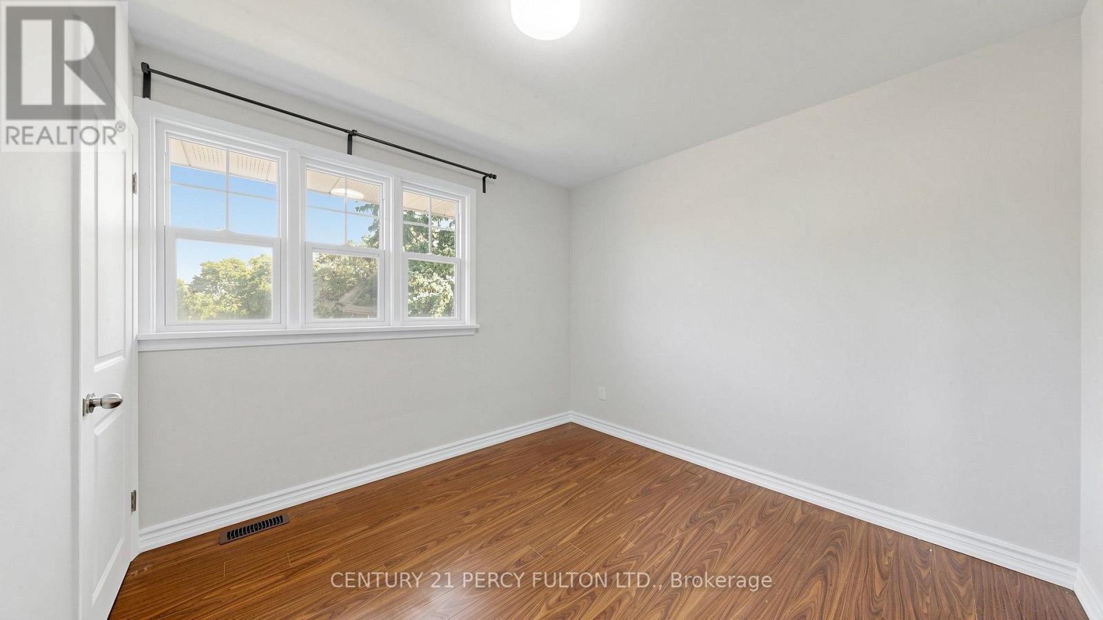 126 SHERWOOD FOREST DRIVE - 28