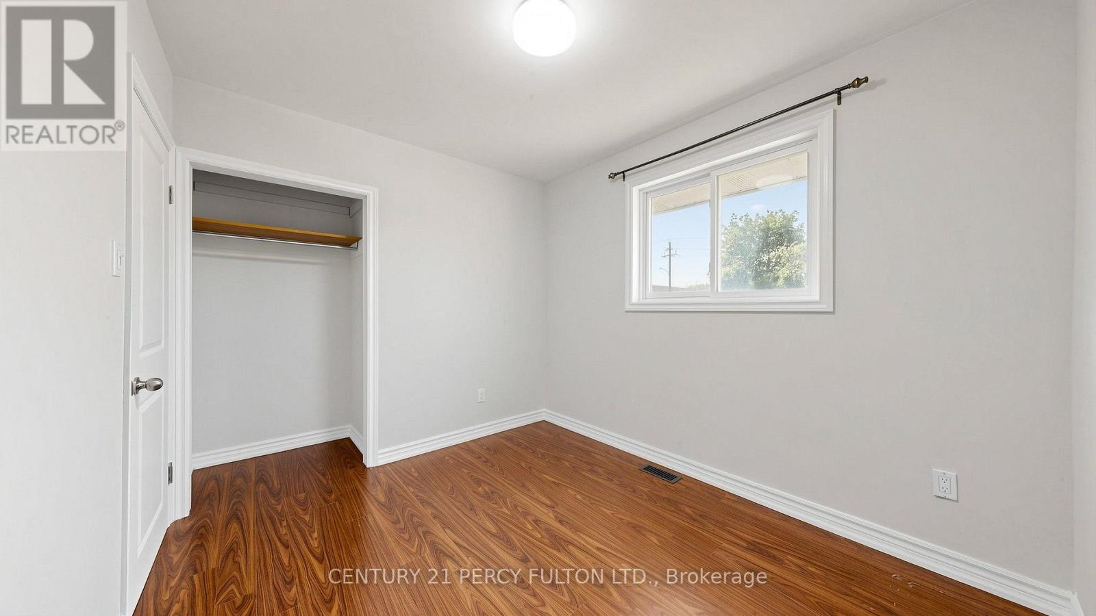 126 SHERWOOD FOREST DRIVE - 30