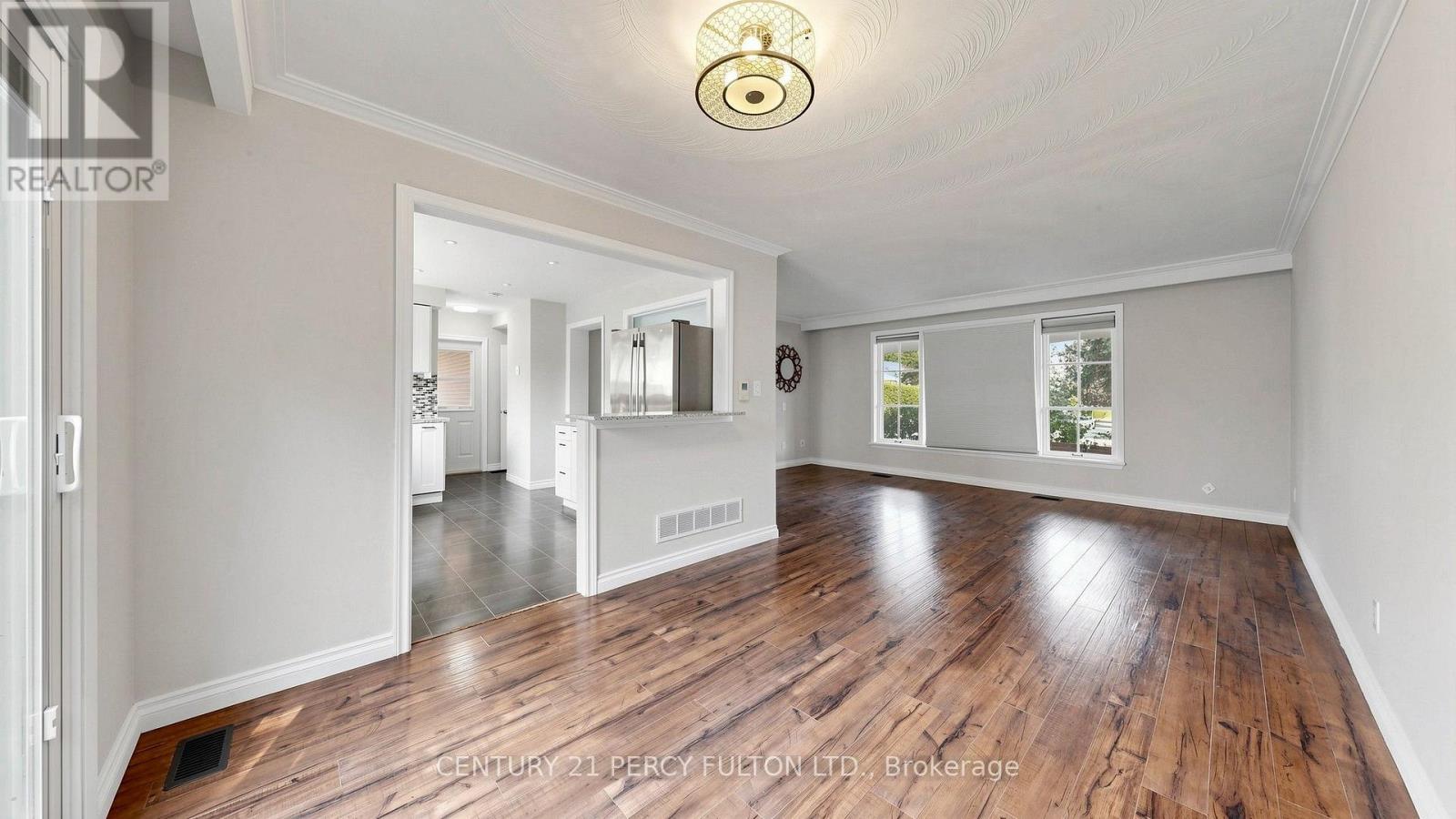 126 SHERWOOD FOREST DRIVE - 7