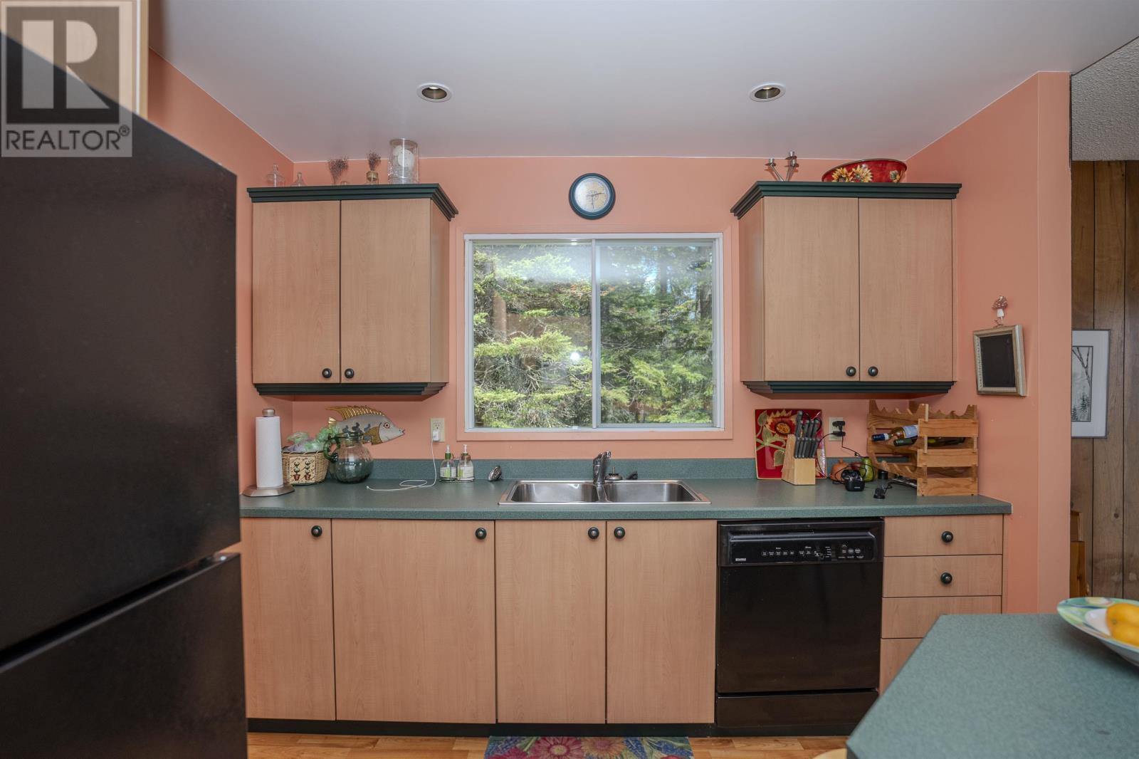 363 Amethyst Harbour Cliff Ave - Image 17