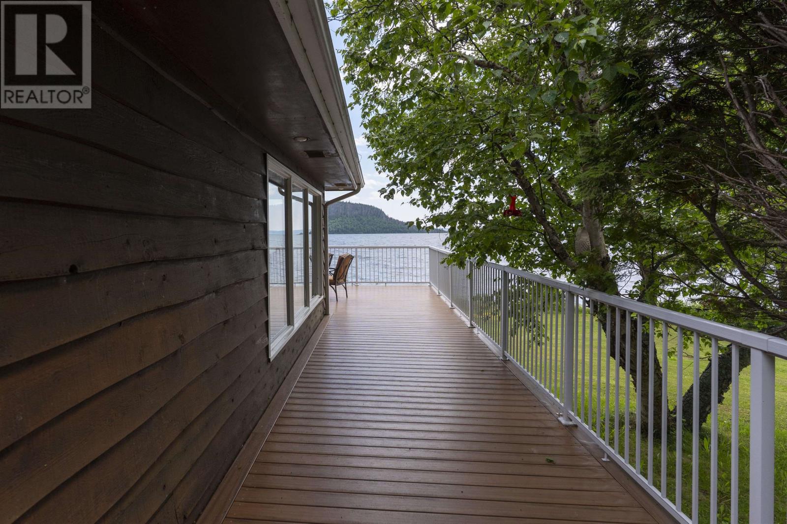 363 Amethyst Harbour Cliff Ave - 40