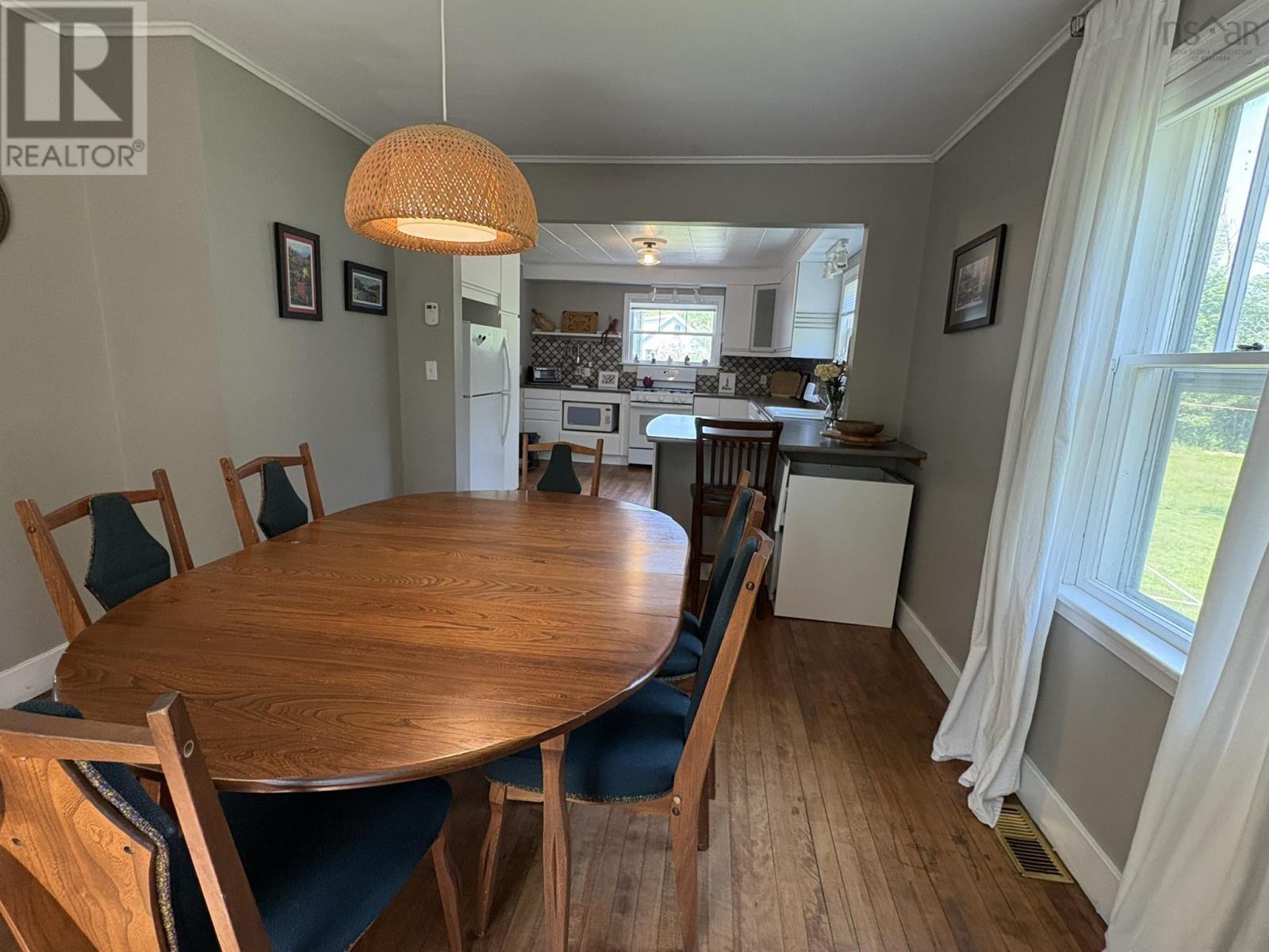 86 MAPLE Avenue - 11