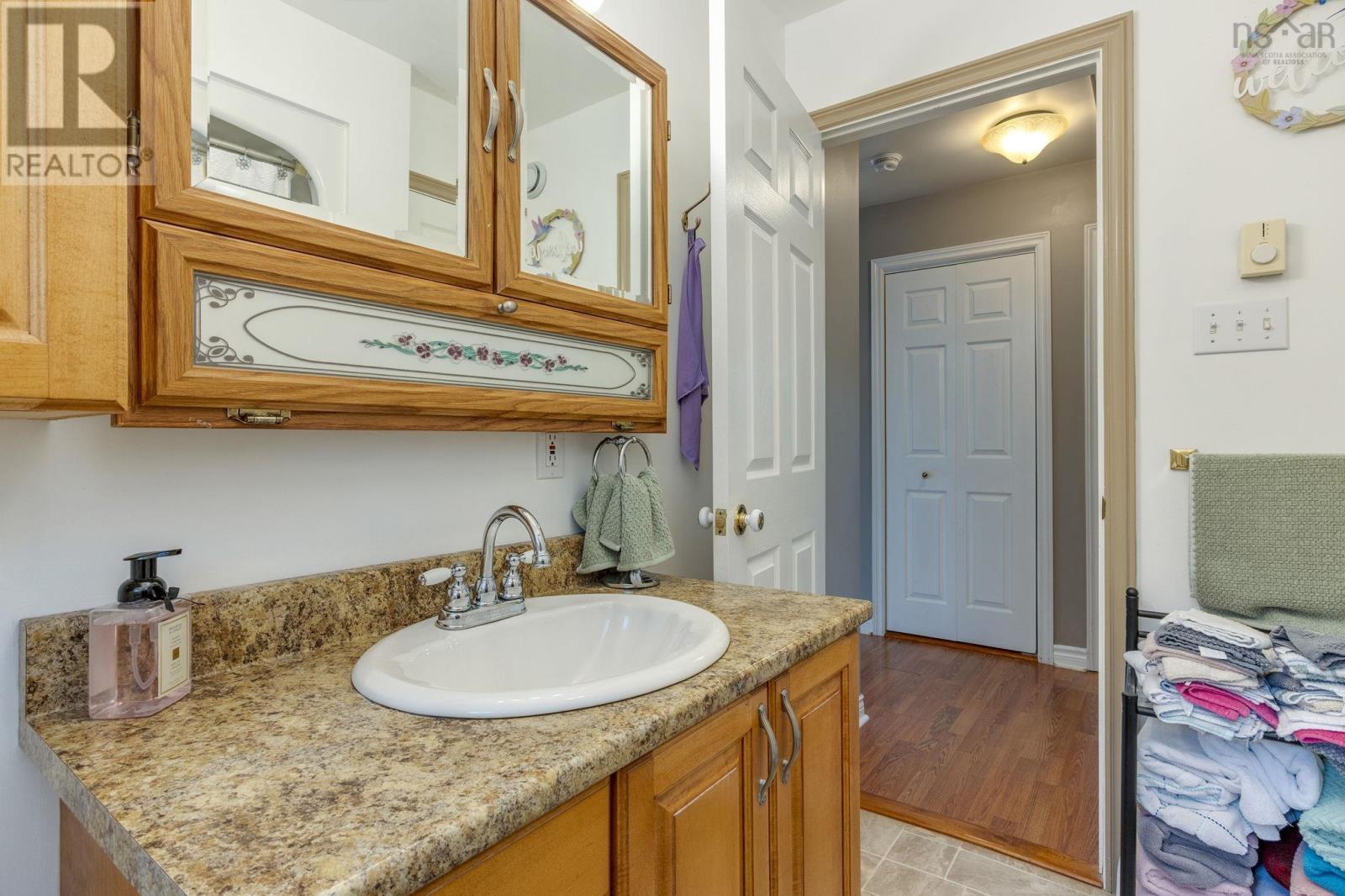 89 Boyd Avenue - 19