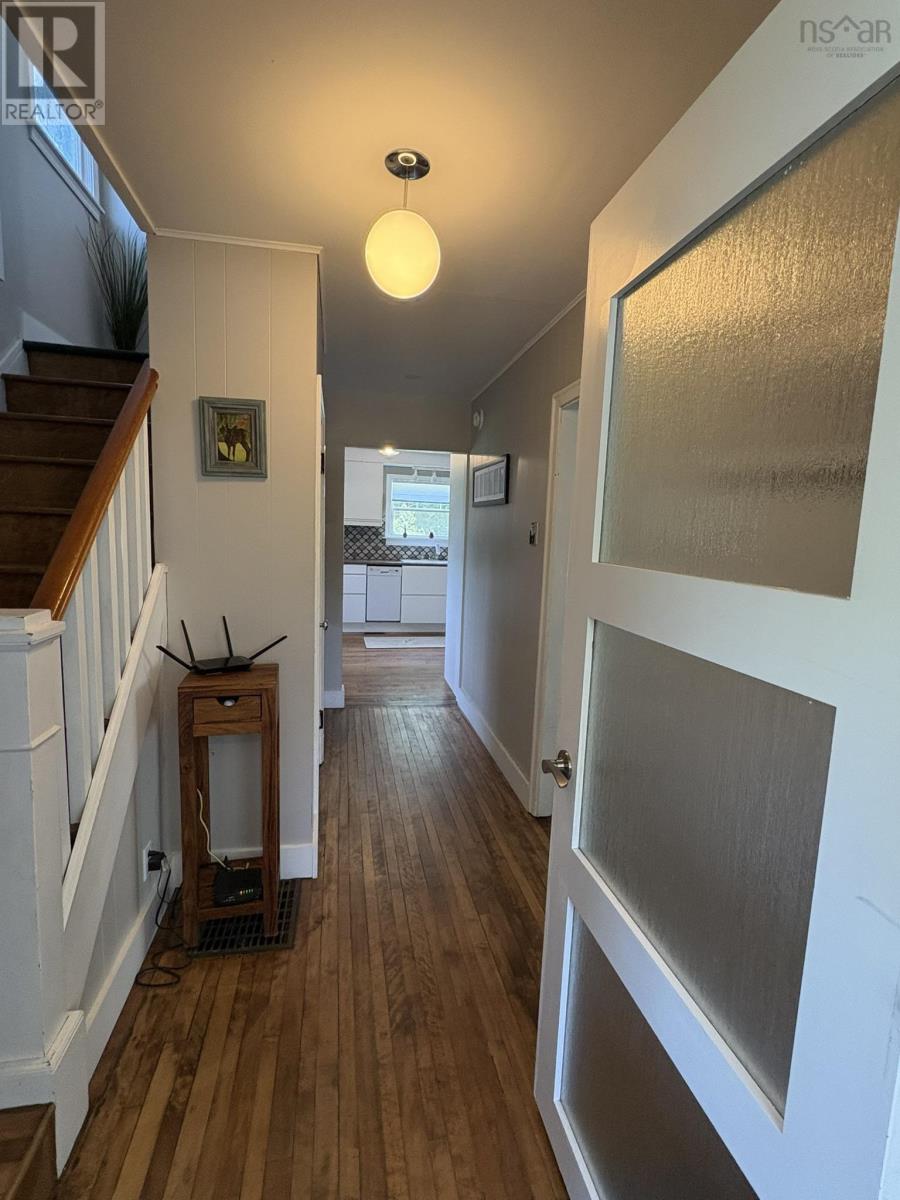 86 MAPLE Avenue - 8