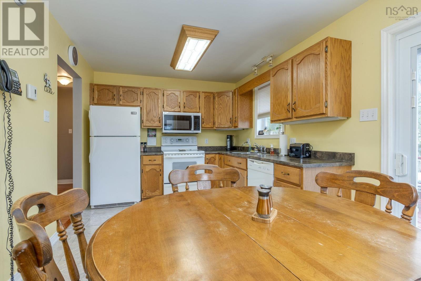 89 Boyd Avenue - 12