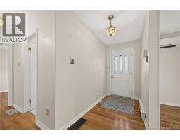 18 Carney, photo 2