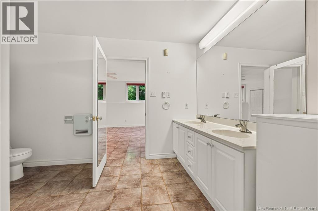 18 Carney - Image 24