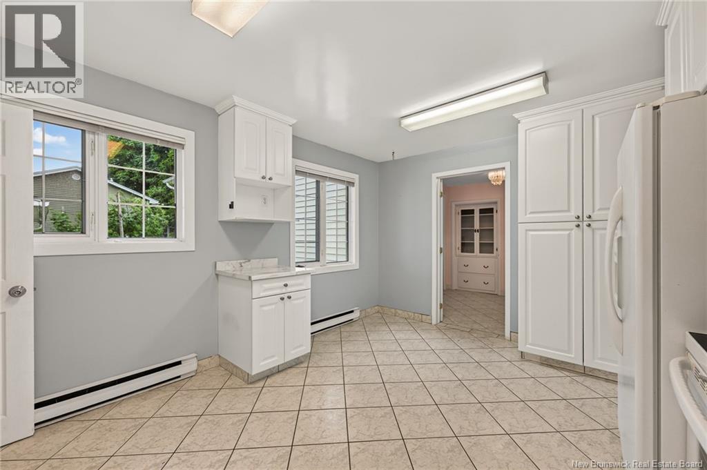 18 Carney - Image 8