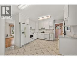 4pc Bathroom - 18 Carney, Moncton, NB E1C4H5 Photo 6