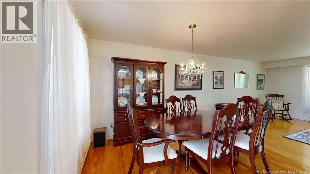 49 Cedar Ridge Boulevard - Image 8