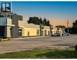 595 St Clair Street, Chatham, ON N7L3L3 Photo 8