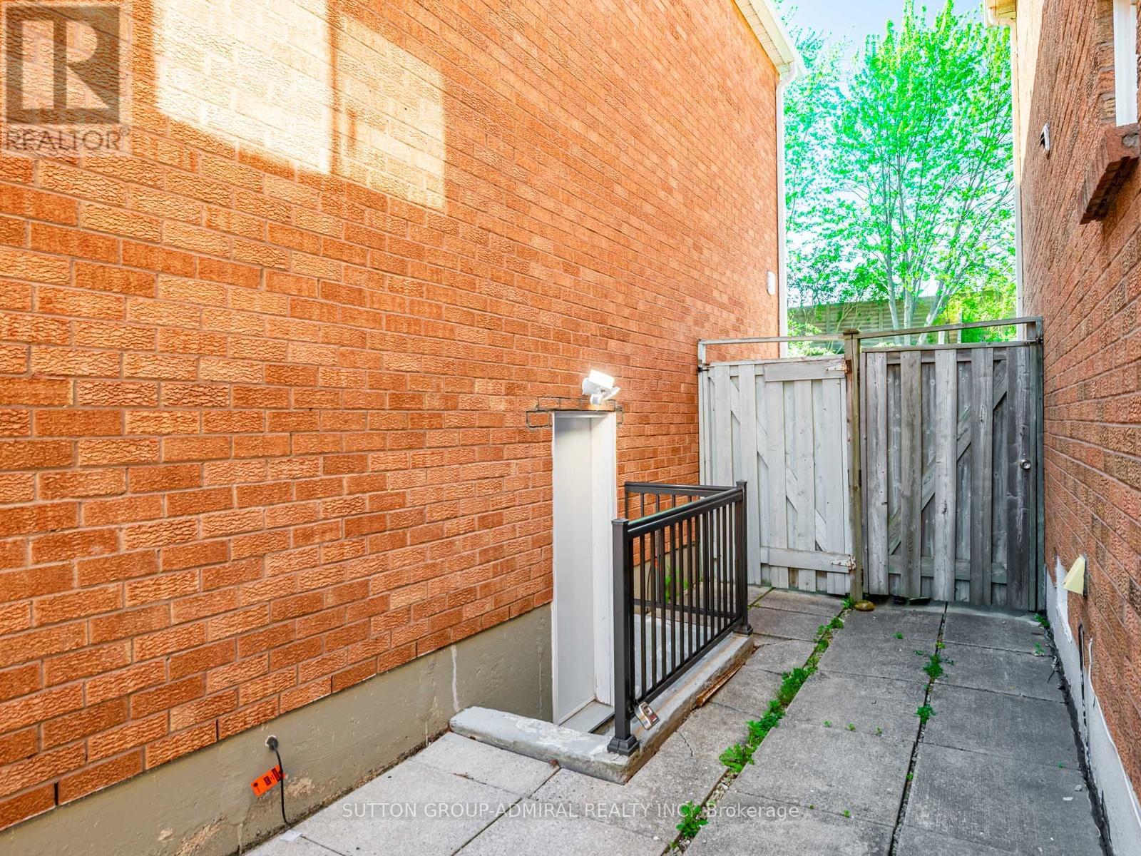 448 CONLEY STREET - 27