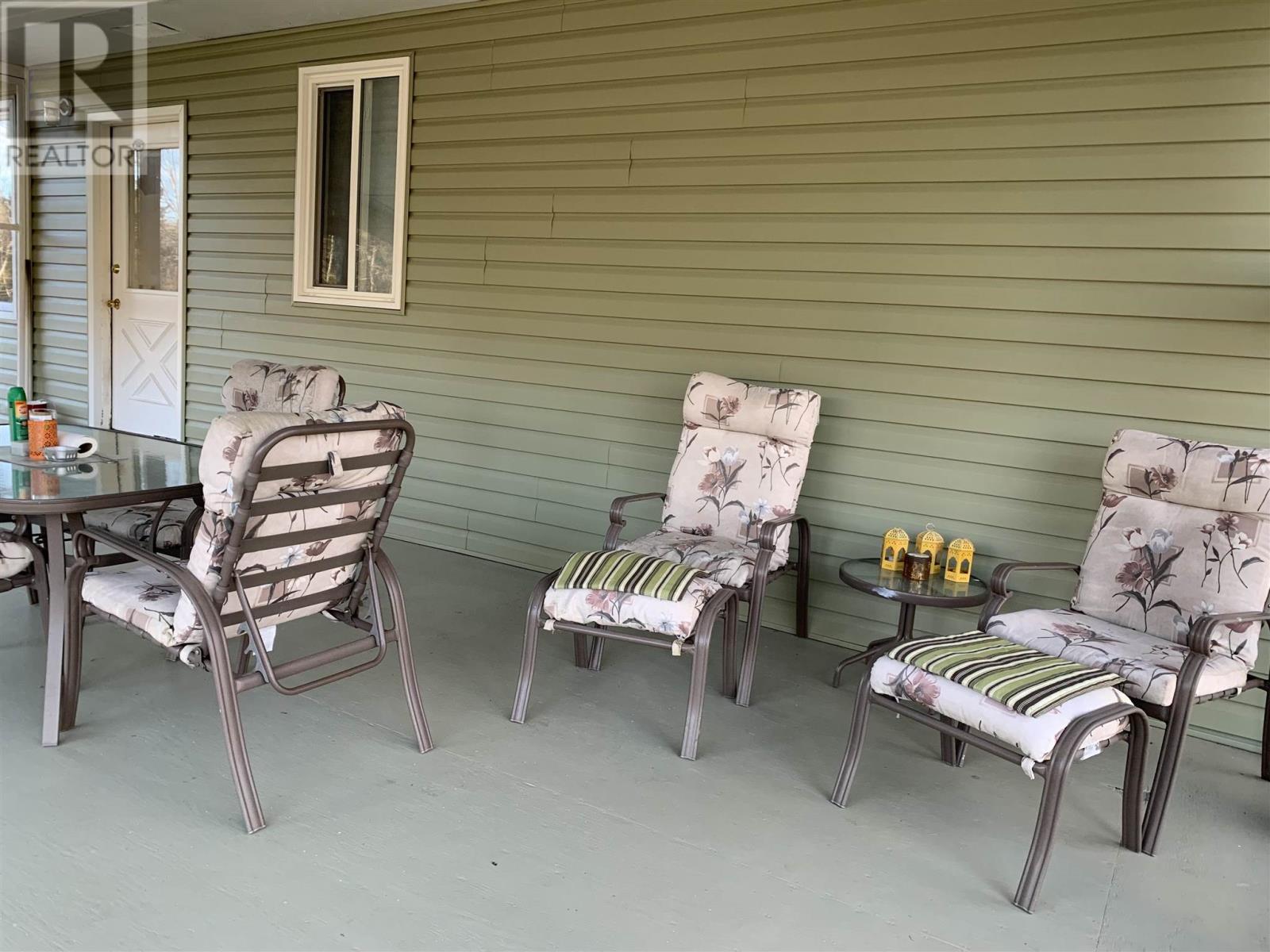 1157 Martin RD - 27