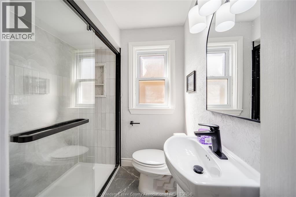 1153 HARRISON - 15