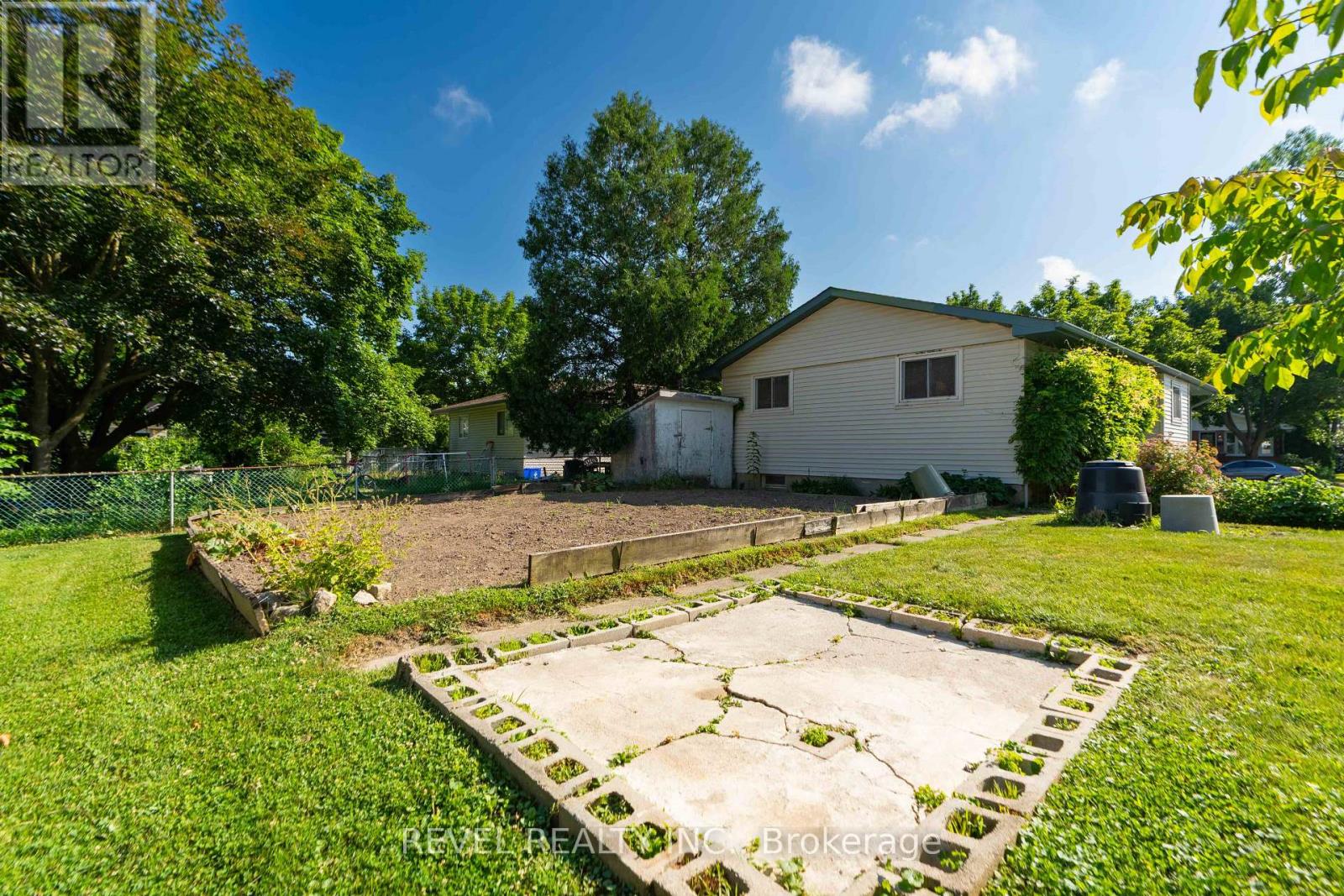 32 BRUNSWICK AVENUE - 11