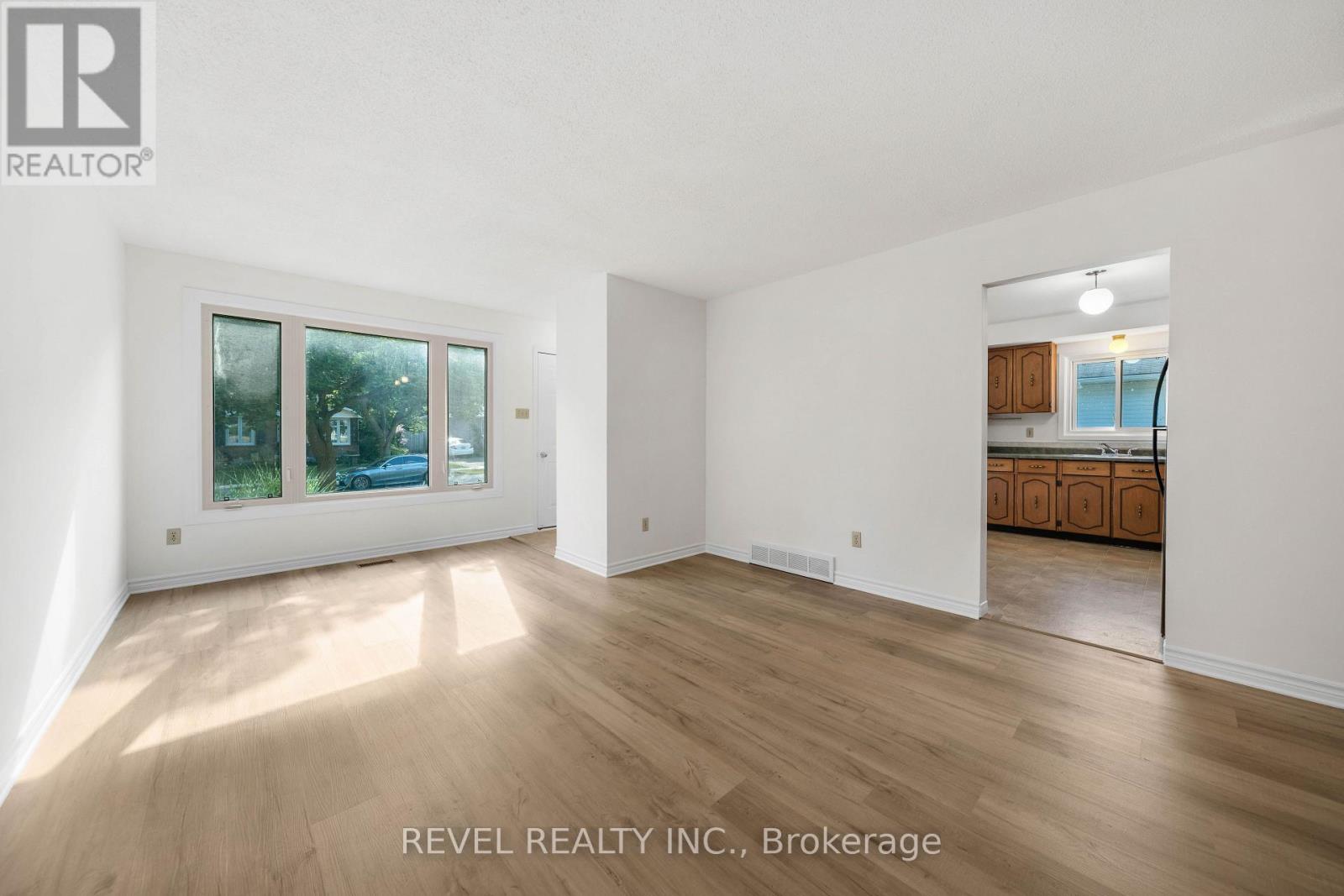 32 BRUNSWICK AVENUE - 16
