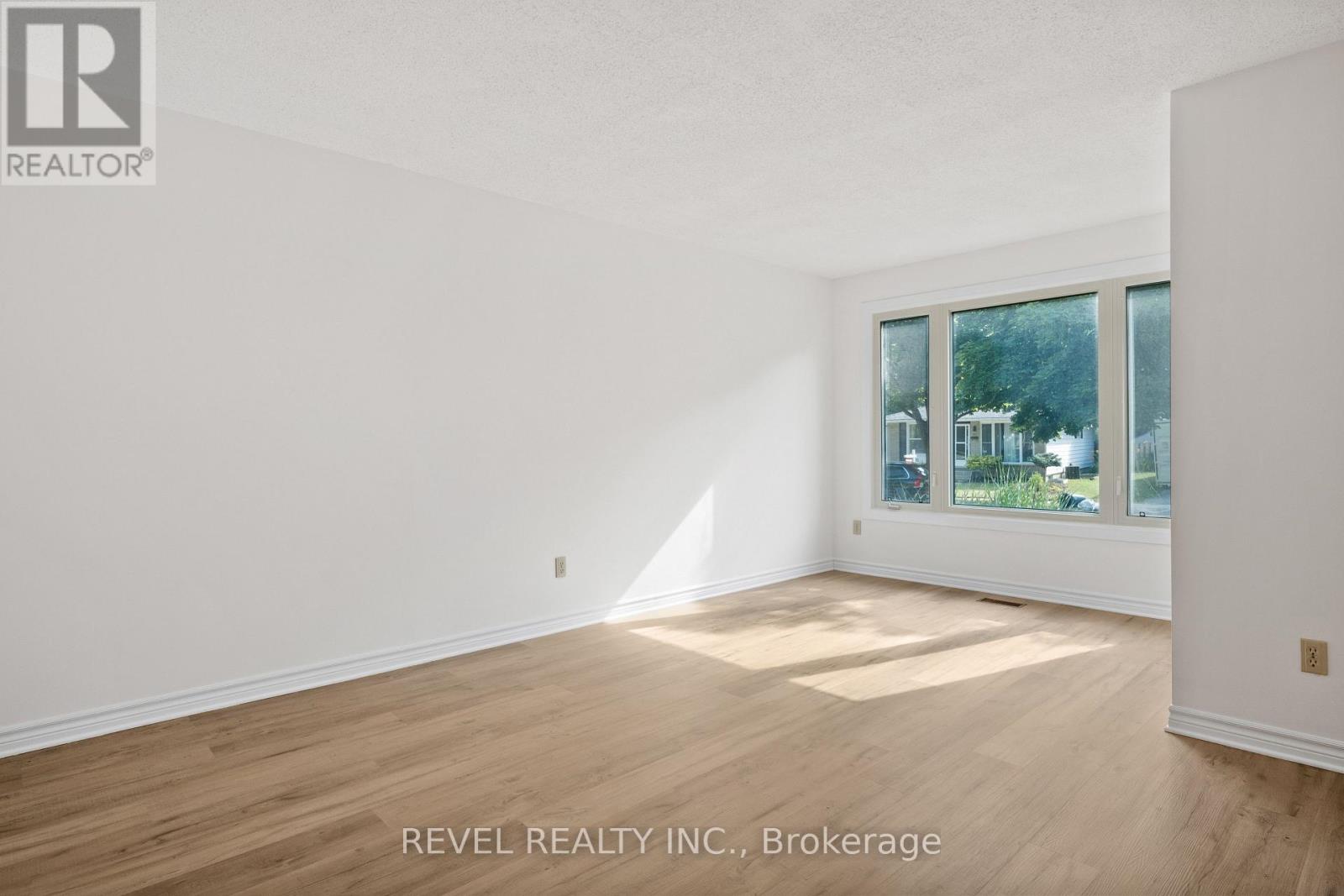 32 BRUNSWICK AVENUE - 18