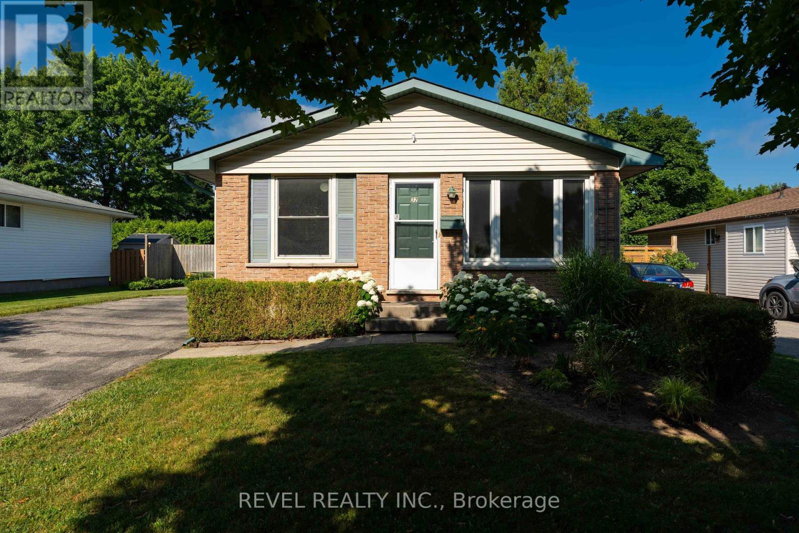 32 BRUNSWICK AVENUE - 3
