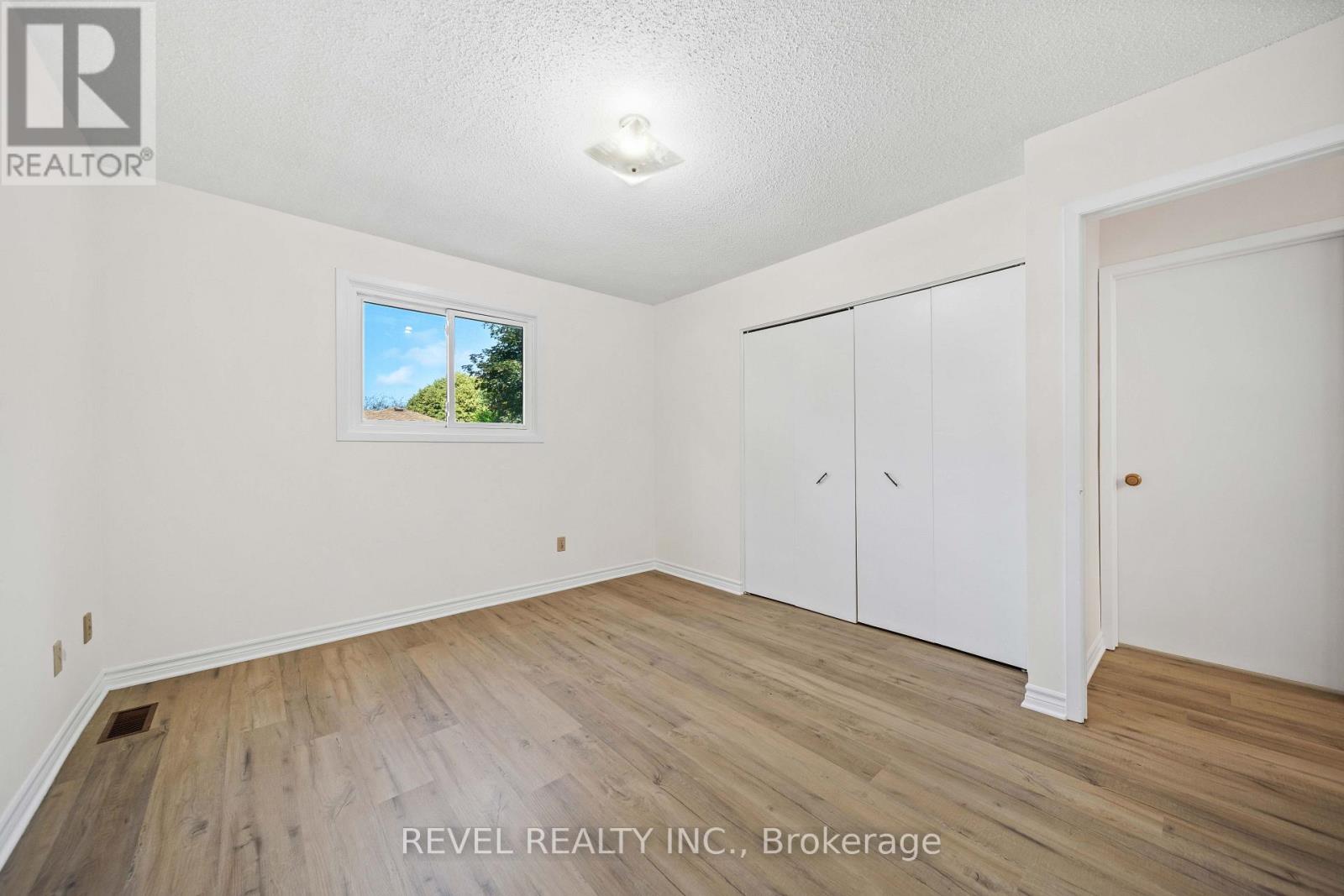 32 BRUNSWICK AVENUE - 30