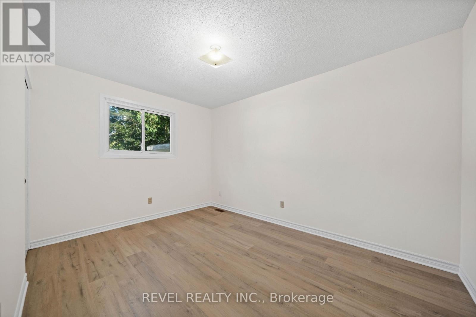 32 BRUNSWICK AVENUE - 31