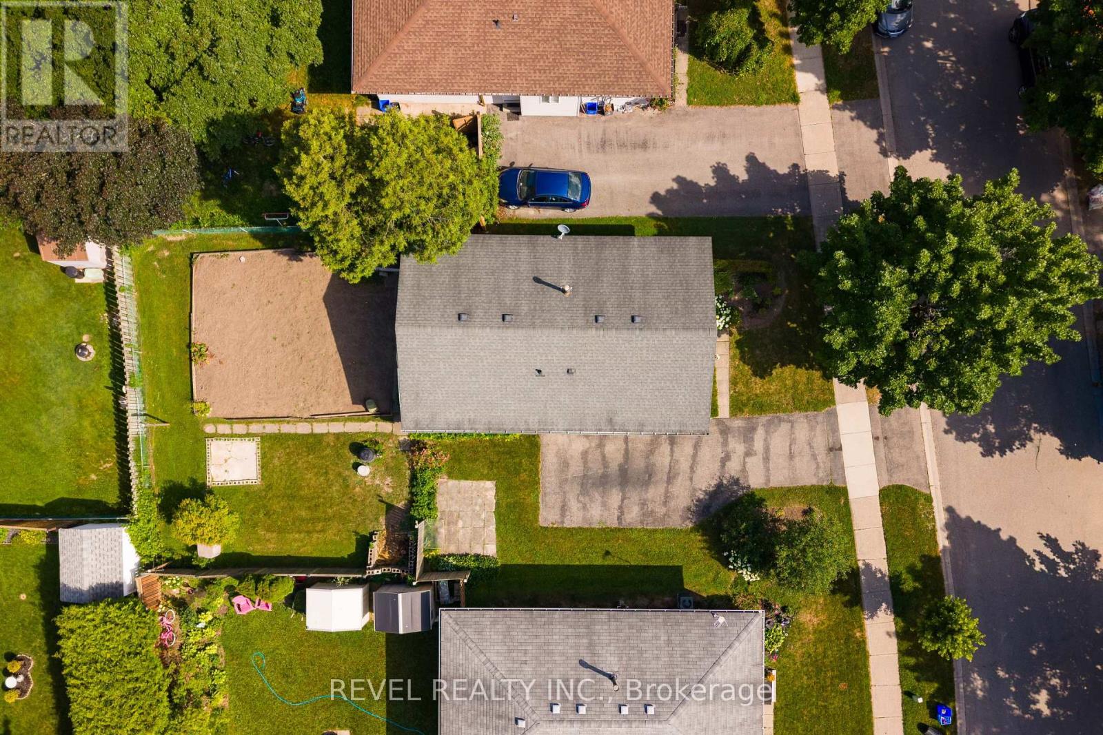 32 BRUNSWICK AVENUE - 42