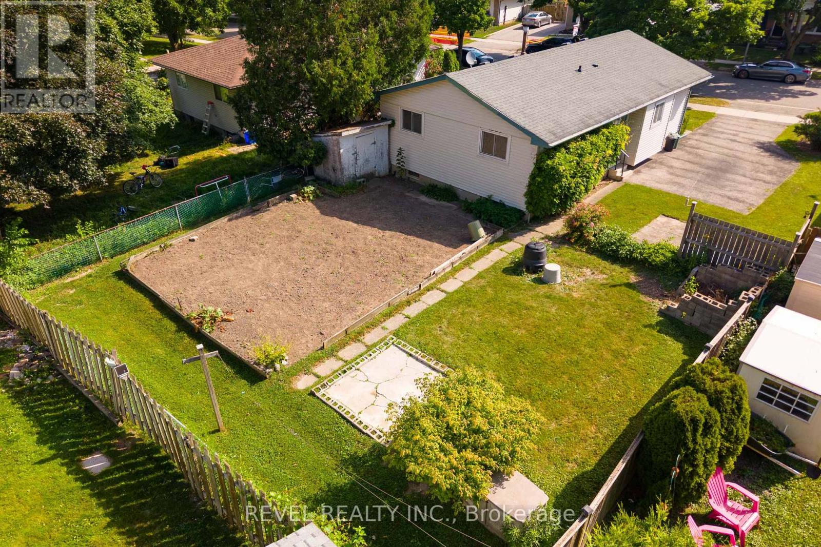 32 BRUNSWICK AVENUE - 7