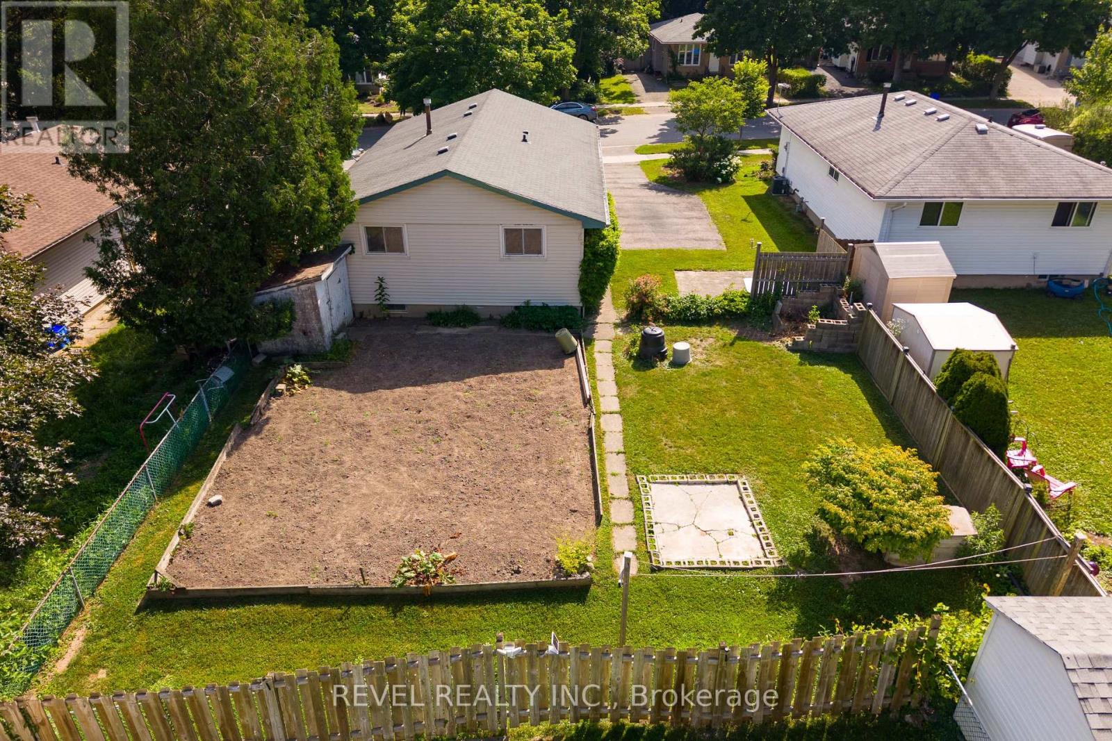 32 BRUNSWICK AVENUE - 8
