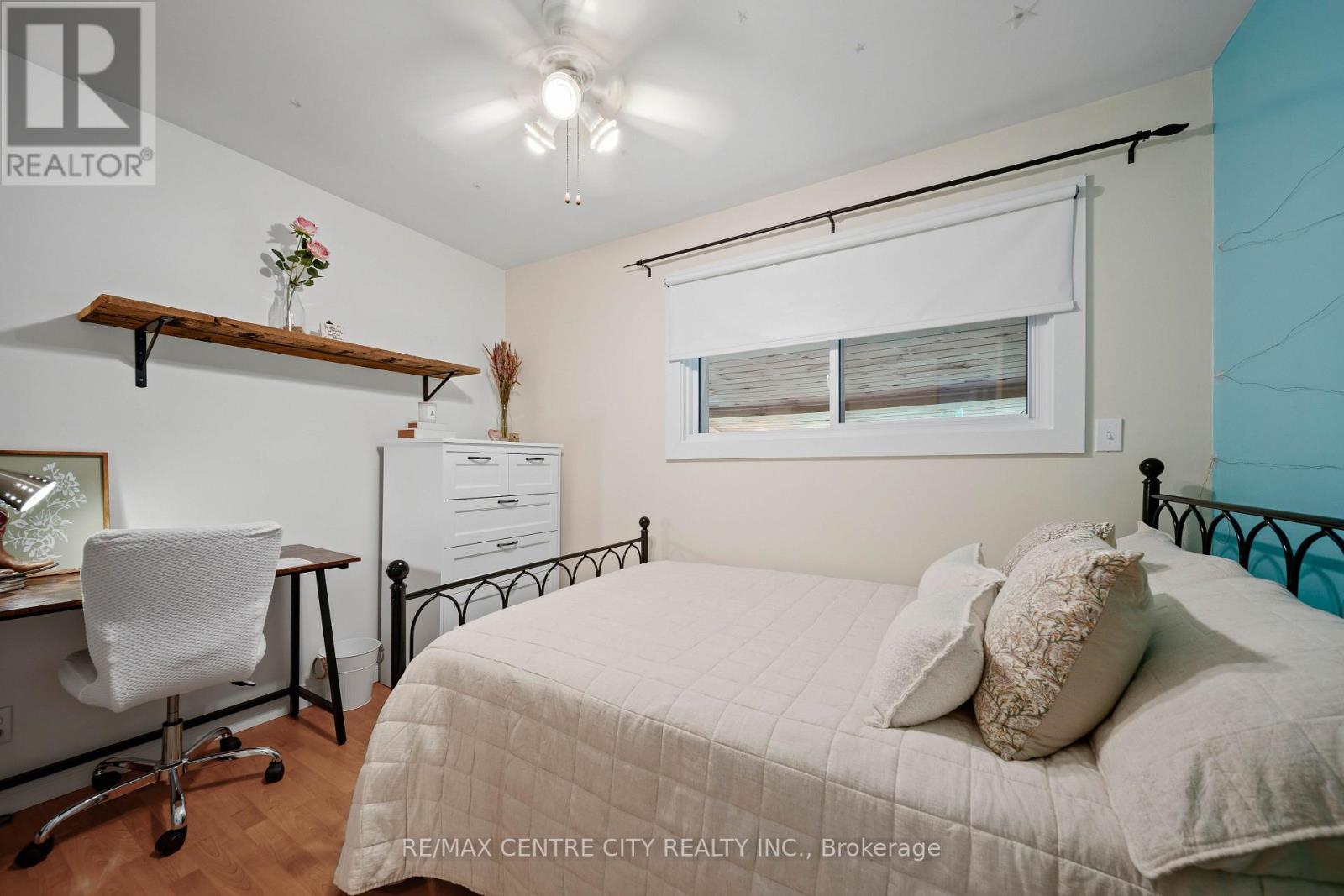 137 CENTENNIAL AVENUE - 17