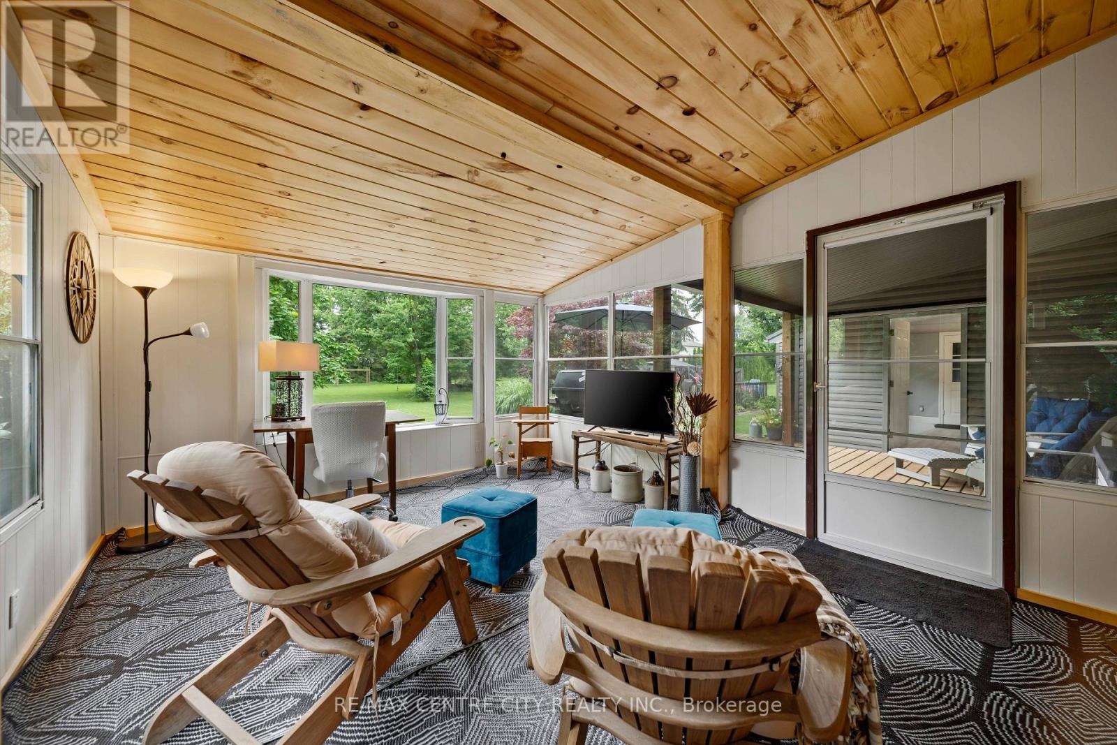137 CENTENNIAL AVENUE - 30