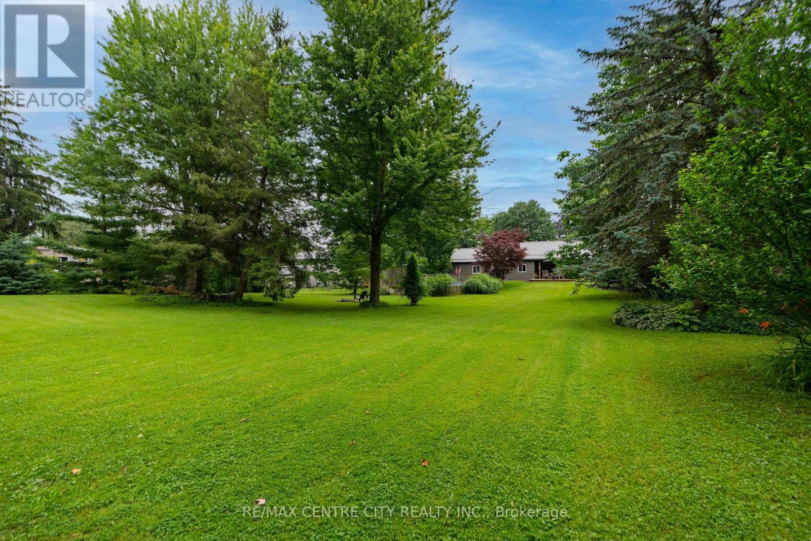 137 CENTENNIAL AVENUE - 43