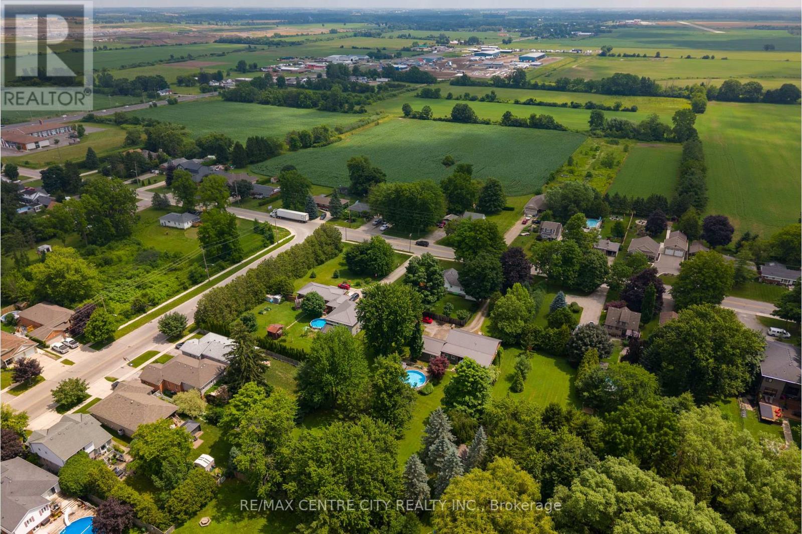 137 CENTENNIAL AVENUE - 46