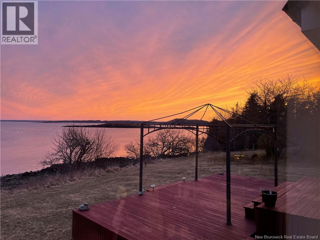 280 Holts Point Road - Image 44
