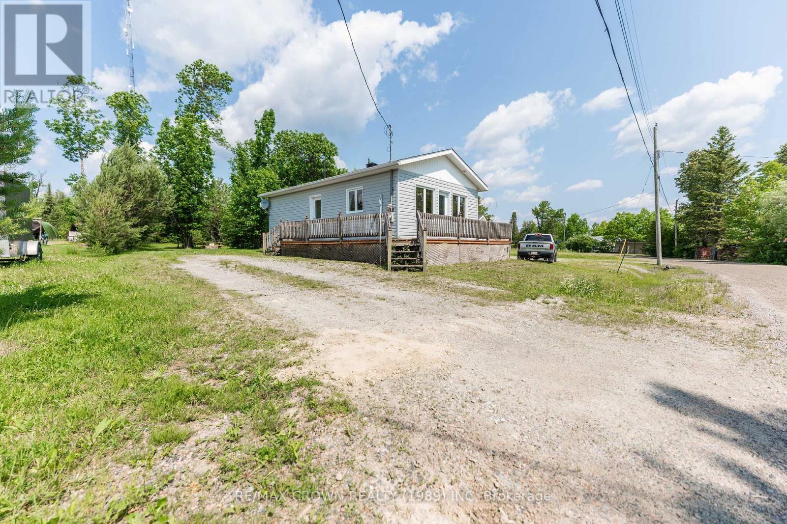 #MOONBEAM 200 LEFEBVRE PENINSULA ROAD - 1