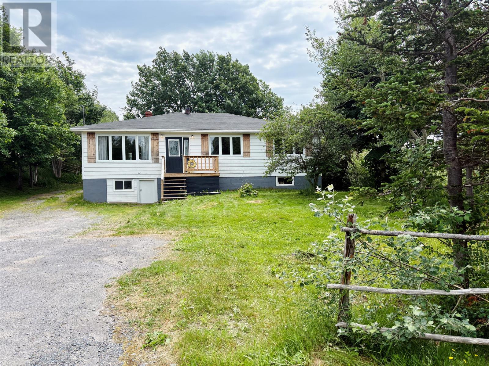 30-32 Hillside Crescent - 1