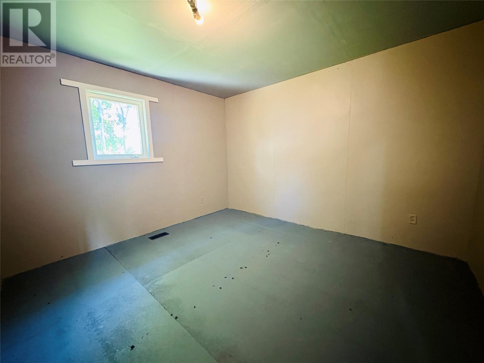 30-32 Hillside Crescent - 17