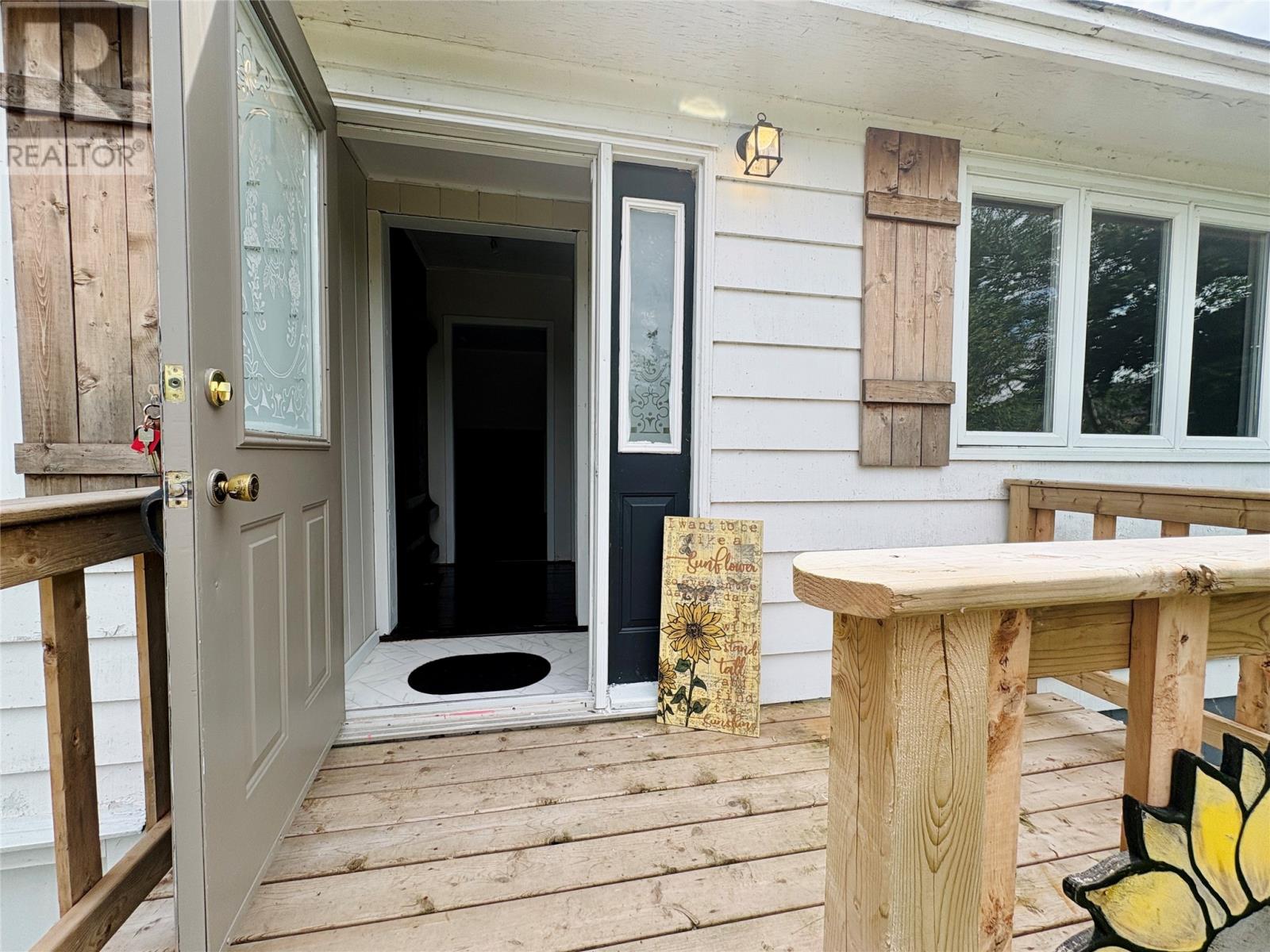30-32 Hillside Crescent - 2