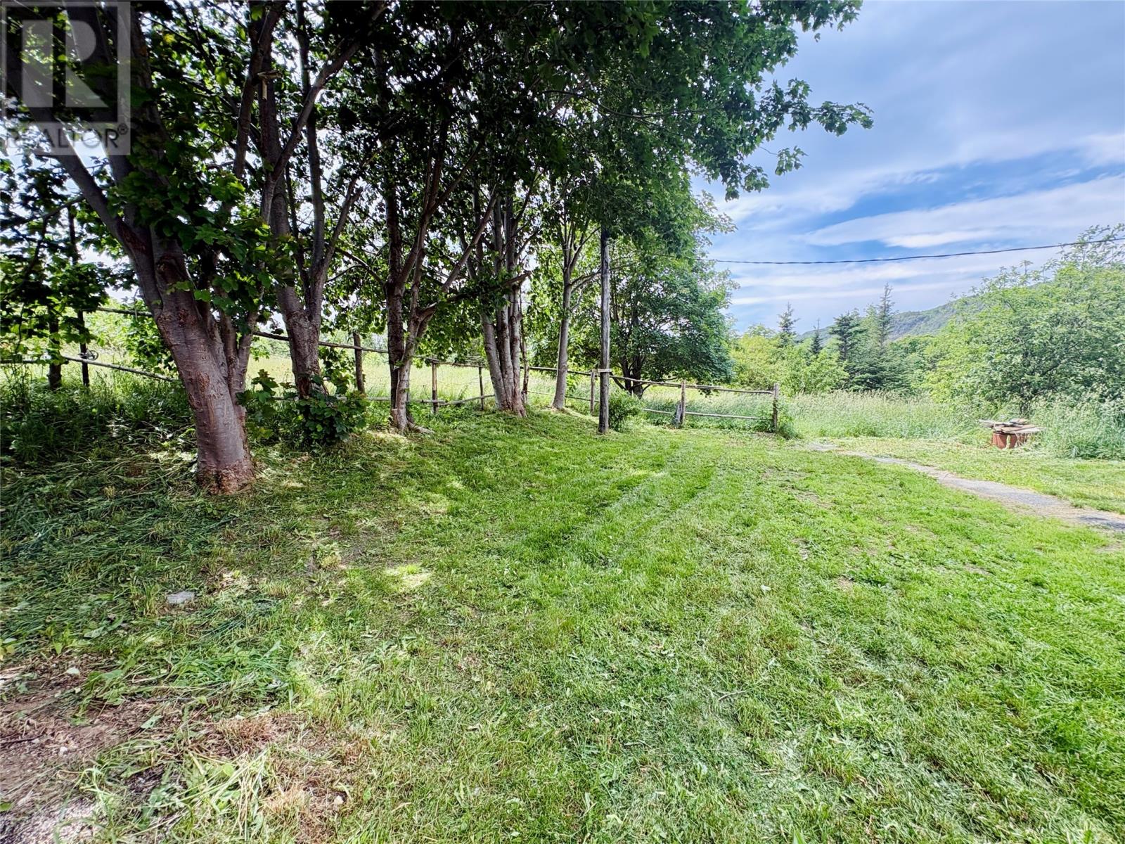 30-32 Hillside Crescent - 21