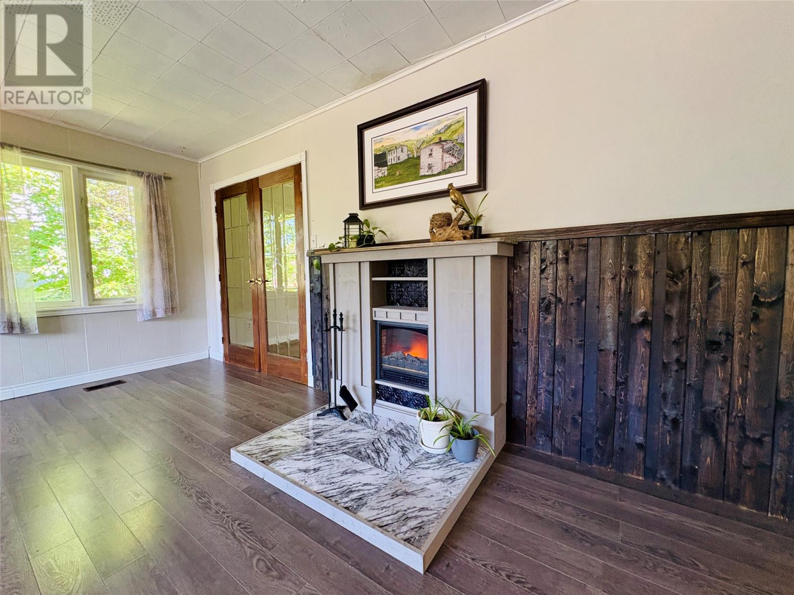 30-32 Hillside Crescent - 6