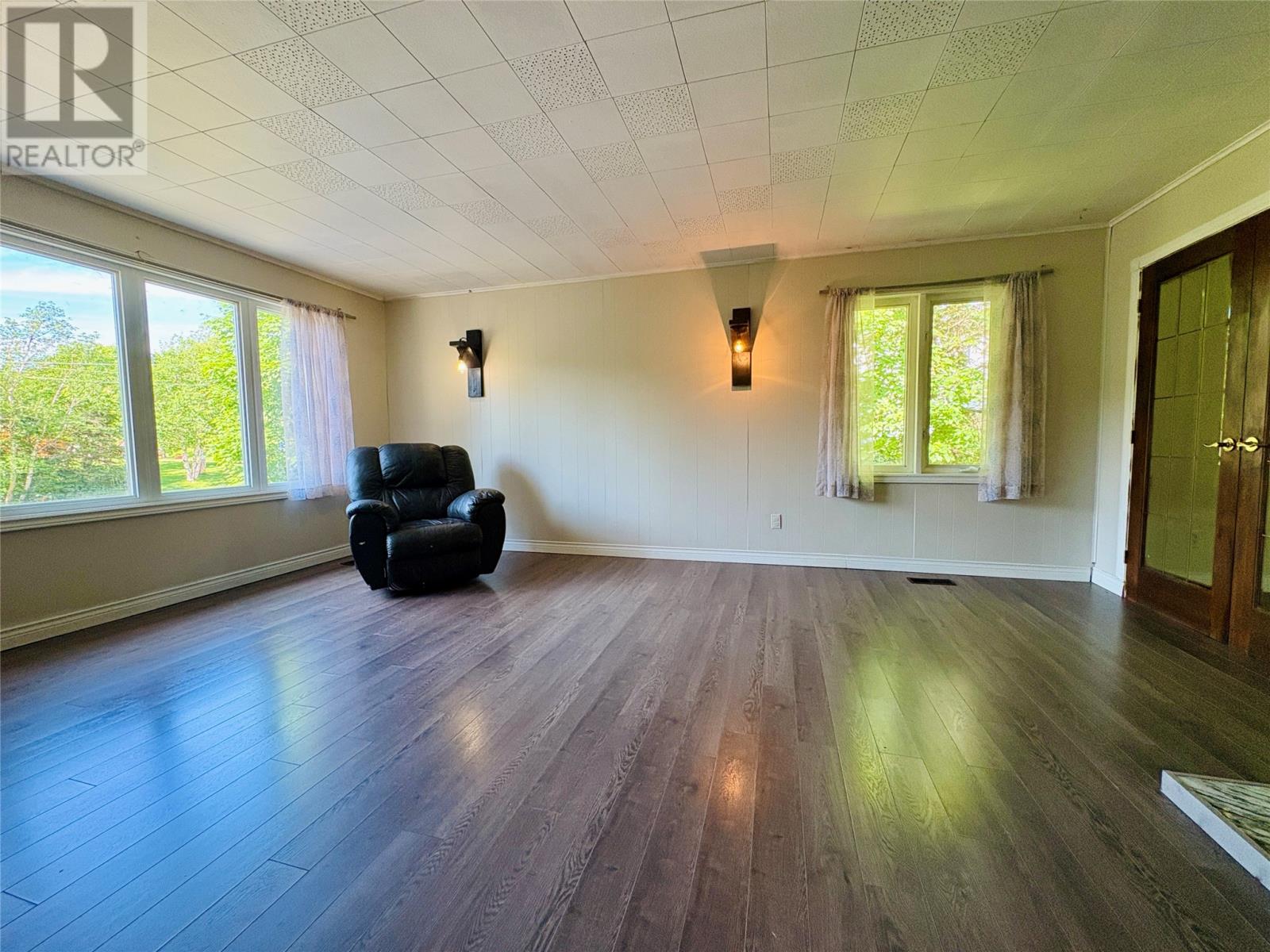 30-32 Hillside Crescent - 7