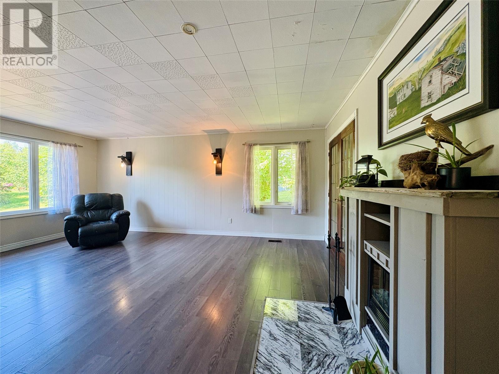 30-32 Hillside Crescent - 8