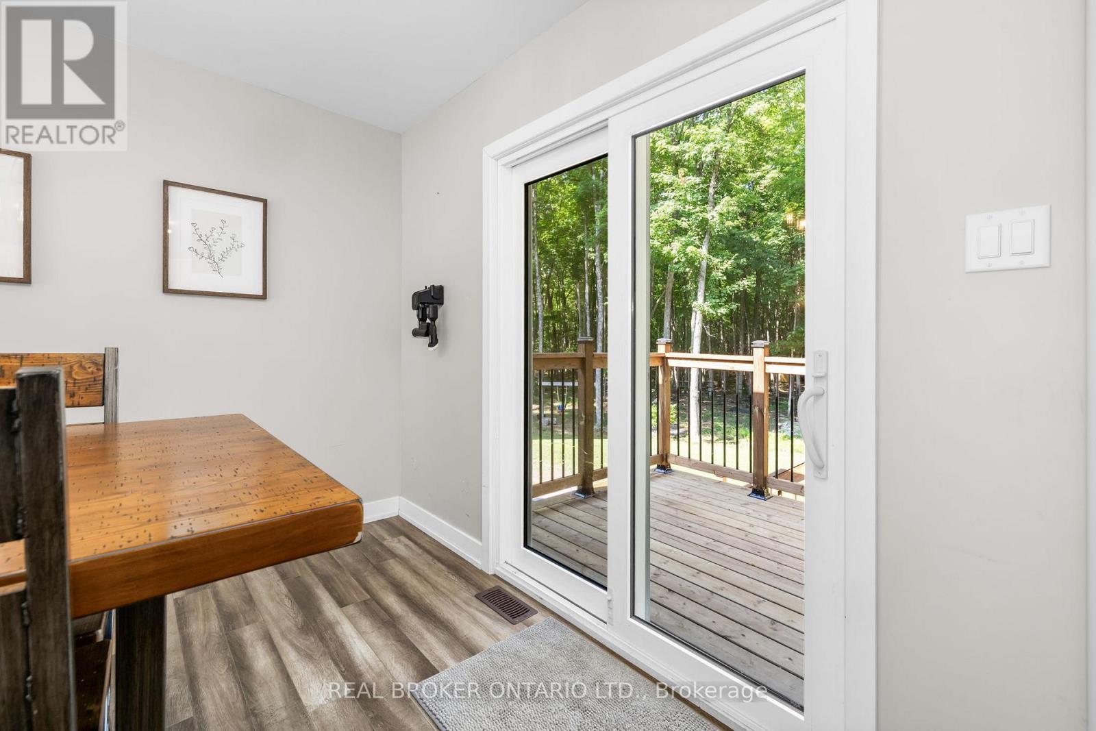 804 DARLING ROAD - Image 11