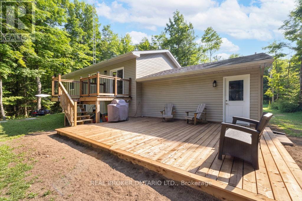 804 DARLING ROAD - Image 36